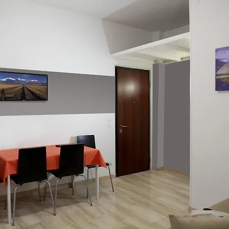 公寓 Palazzina Natalino 皮亚琴察